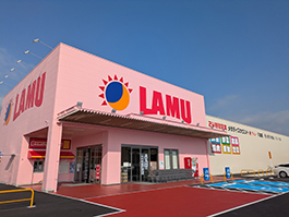 ラ・ムー八女店外観